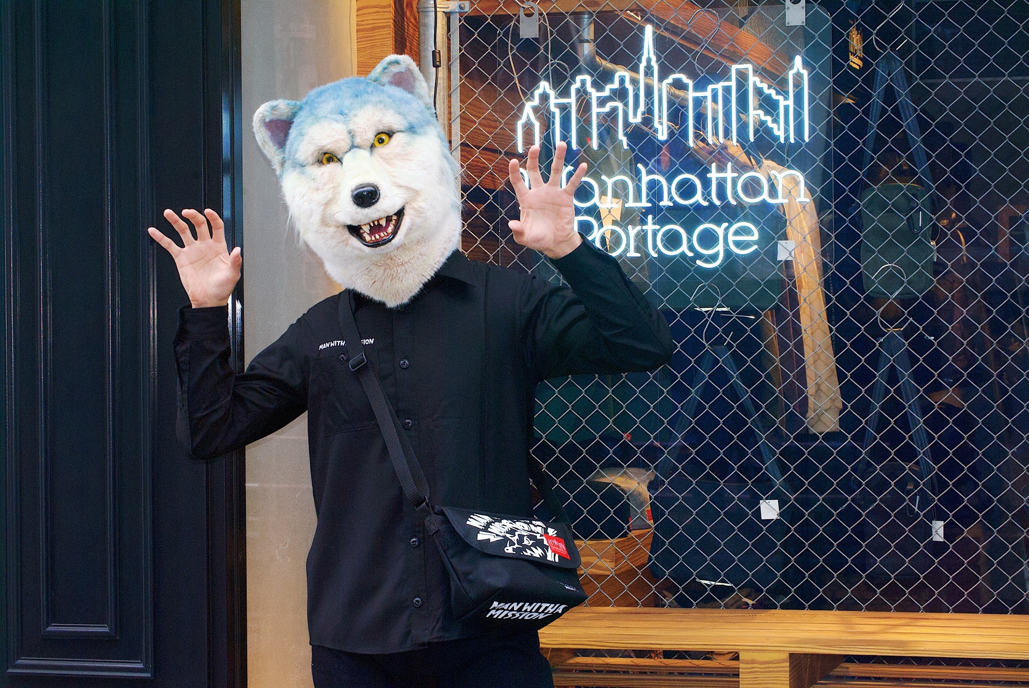man with a mission コラボメッセンジャーバッグ